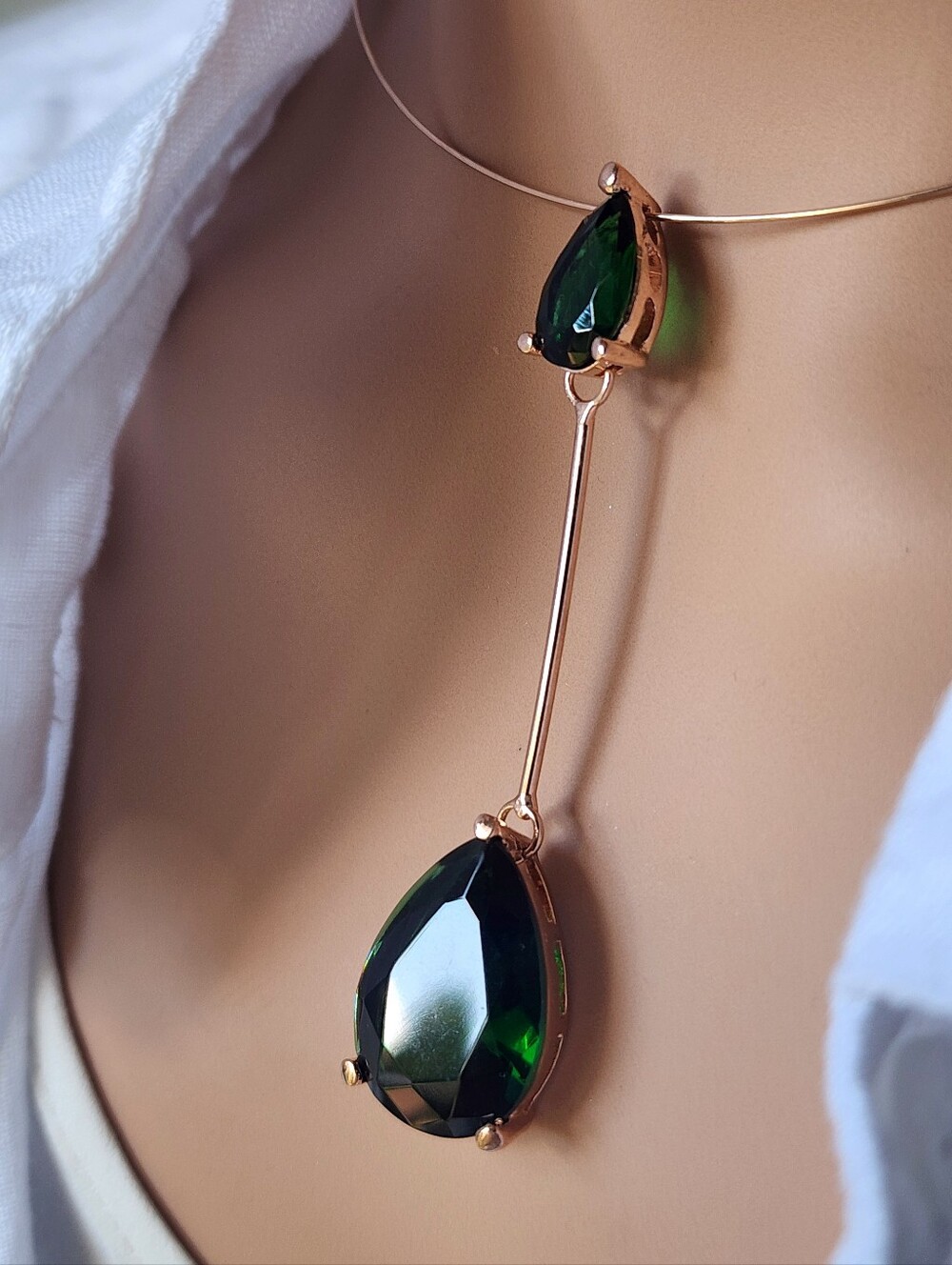 Lightweight Rose Gold plated Hypoallergic Minimalist Swarovski Elements Crystal